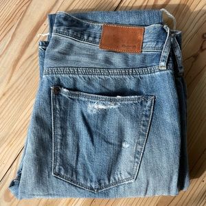 WOMENS MADEWELL BOOTLEGGER BOOTCUT DISTRESSED STYLE JEANS SIZE 27X34.